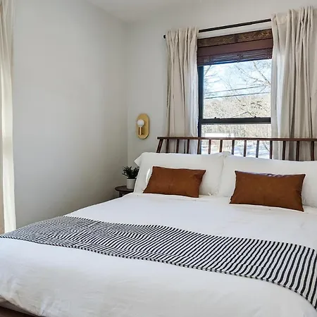 Acorn Lodge - Luxury Cabin, Catskills, Windham Mountain, Hunter Mountain